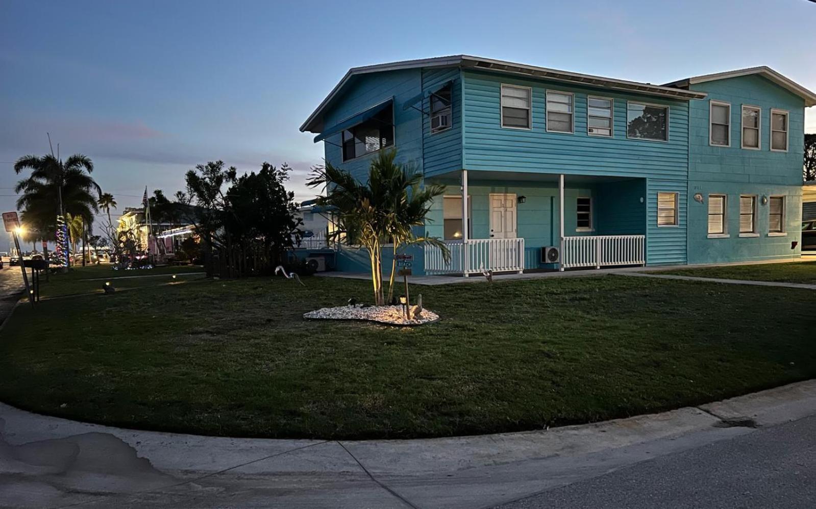 Lovely Vacation Home 1 Block From Beach & Downtown Gulfport Sankt Petersburg Zewnętrze zdjęcie