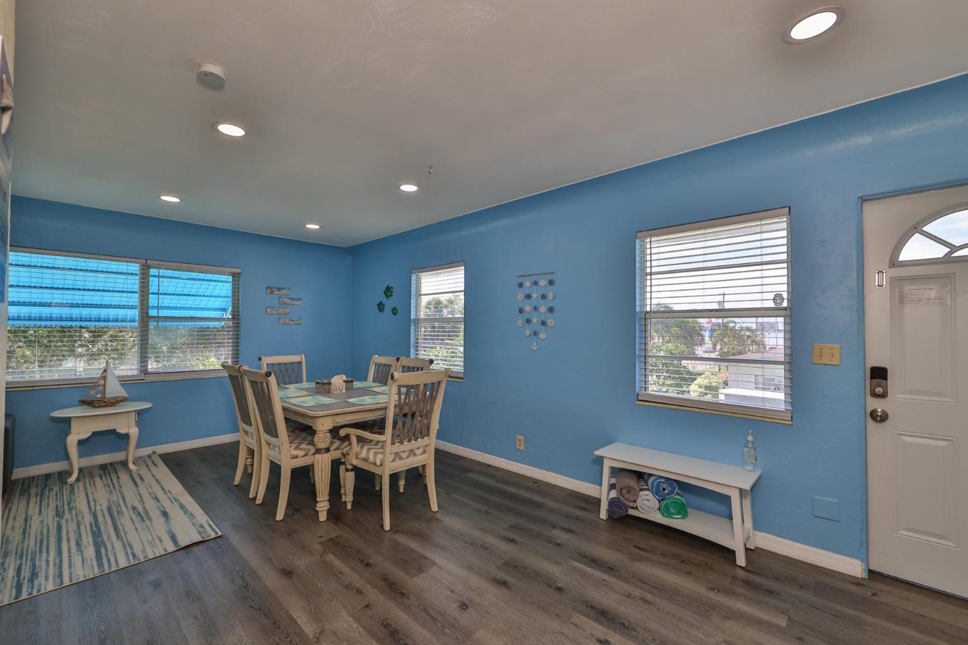 Lovely Vacation Home 1 Block From Beach & Downtown Gulfport Sankt Petersburg Zewnętrze zdjęcie