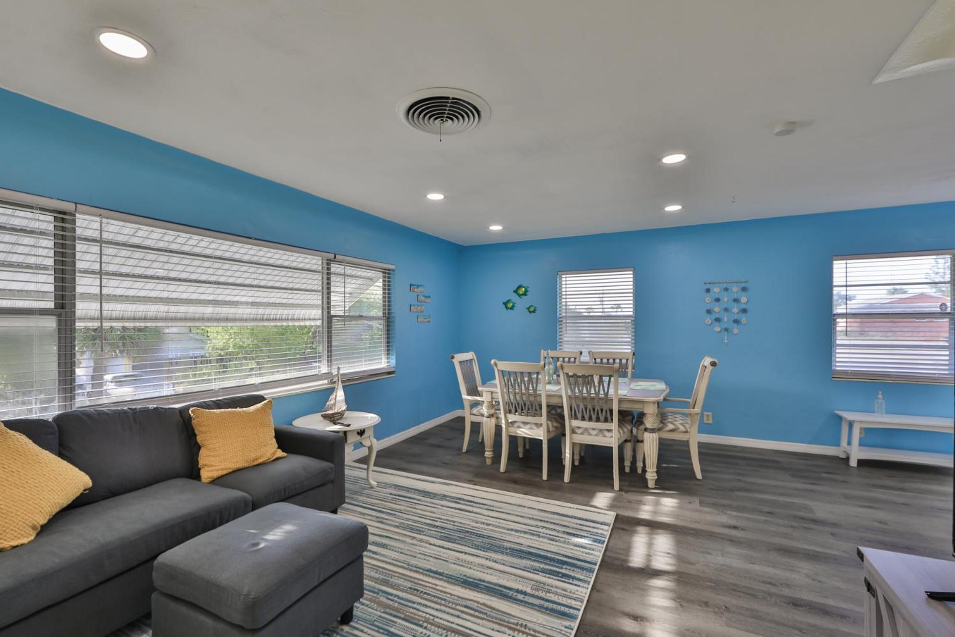 Lovely Vacation Home 1 Block From Beach & Downtown Gulfport Sankt Petersburg Zewnętrze zdjęcie